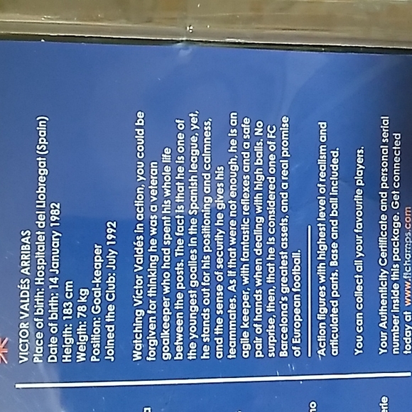 FT CHAMPS FC BARCELONA VICTOR VALDÈS FIGURINE - Picture 3 of 4